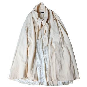 Vintage wellington fashions cream cape featherlite coat finest merino wool